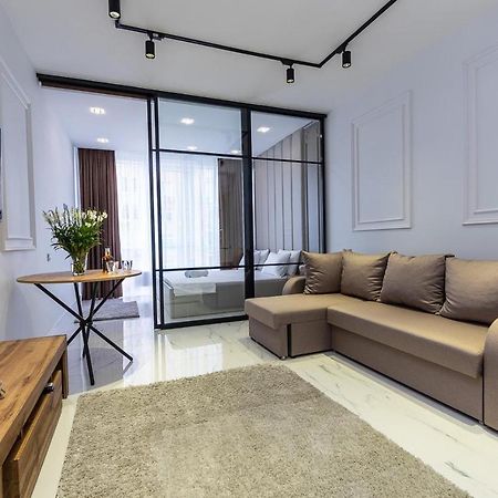 Fashionable Apartments. Smartplaza Metro Minskaya. Obolon Киев Экстерьер фото