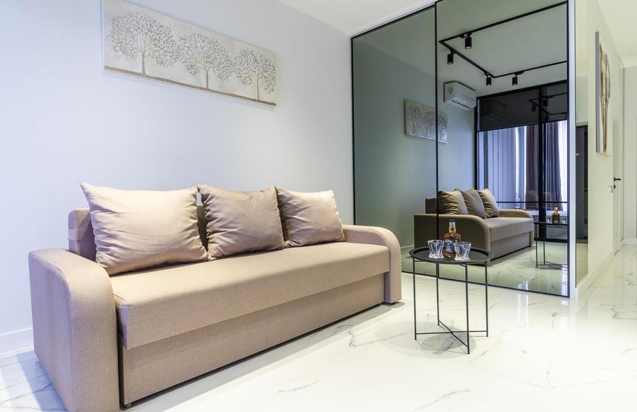 Fashionable Apartments. Smartplaza Metro Minskaya. Obolon Киев Экстерьер фото