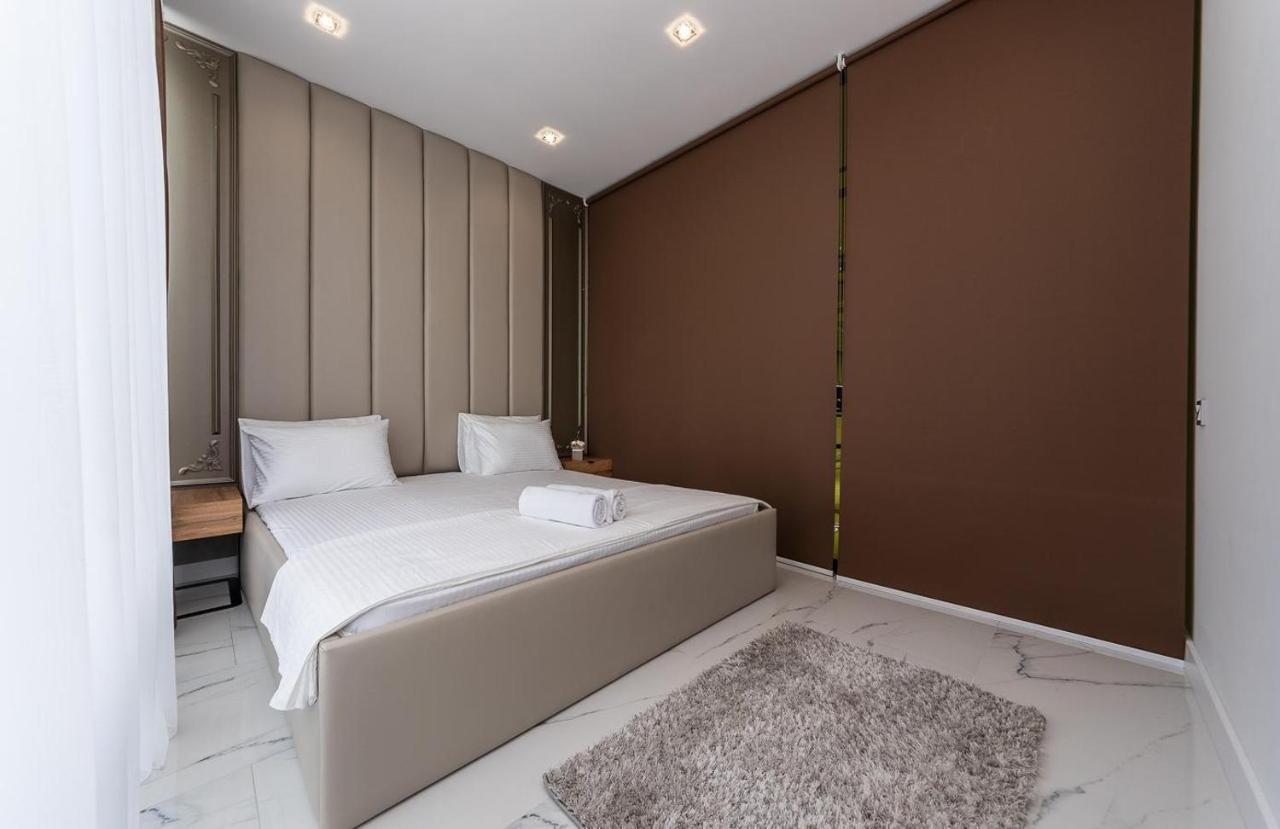 Fashionable Apartments. Smartplaza Metro Minskaya. Obolon Киев Экстерьер фото